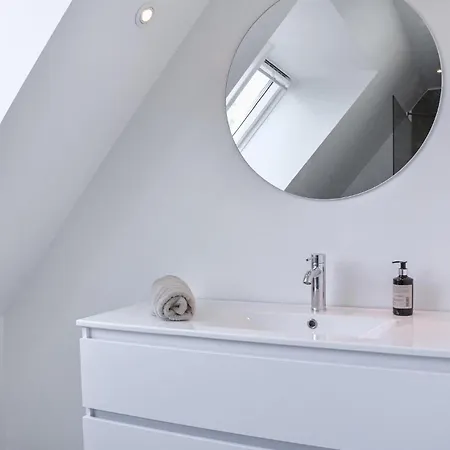 4 Bedroom Lovely In Dragr דרגור