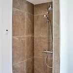 4 Bedroom Lovely In *