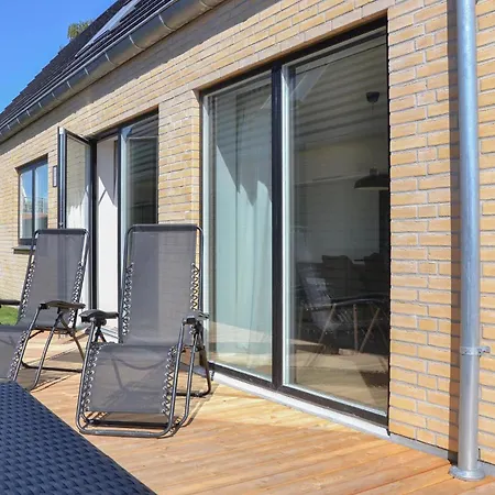 4 Bedroom Lovely In Dragr